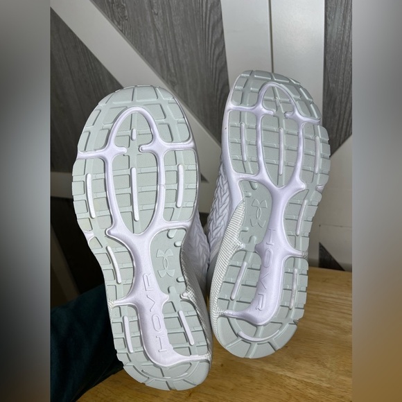 S33. Men’s UNDER ARMOUR HOVR MEGA 3 CLONE EU44/US 10 - Picture 10 of 12